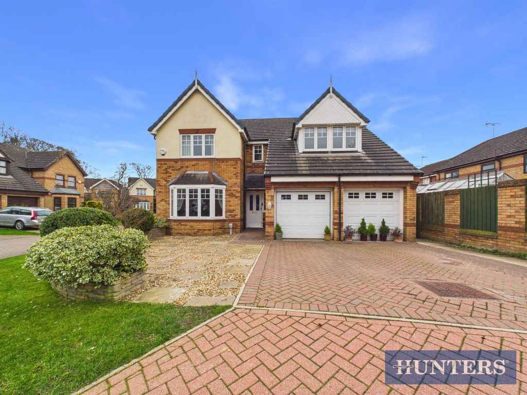 Property photo 1 of 25 Front