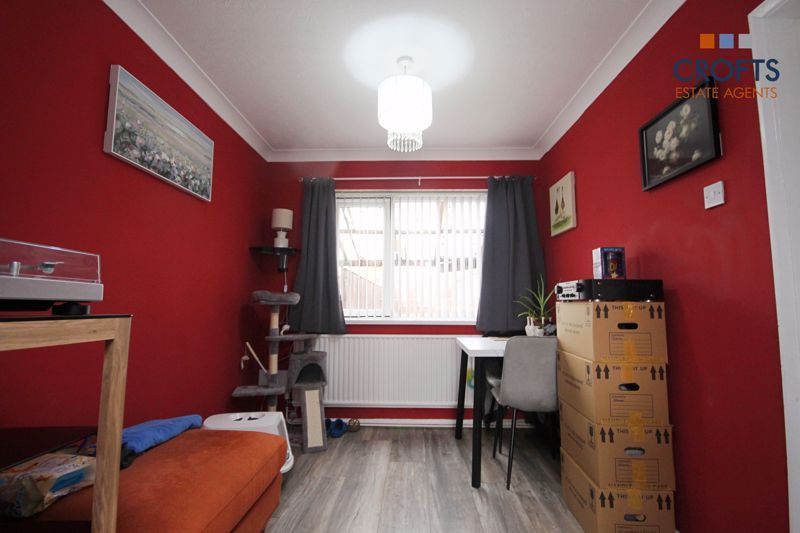 Property photo 3 of 11 Dining Room