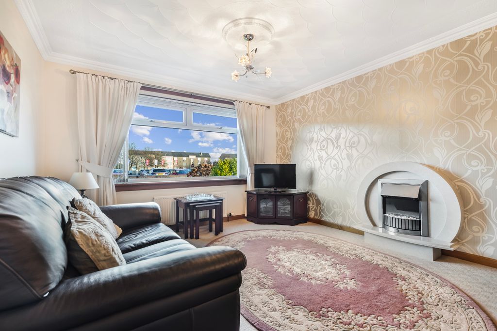 Property photo 3 of 26