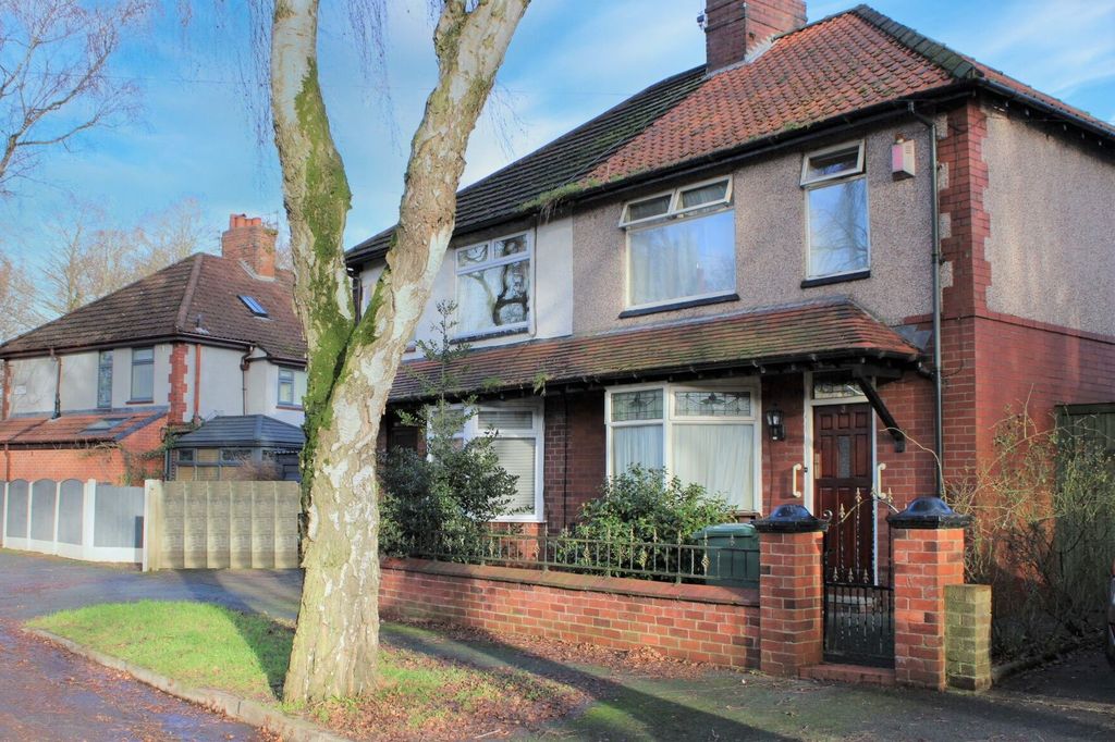Property photo 2 of 15
