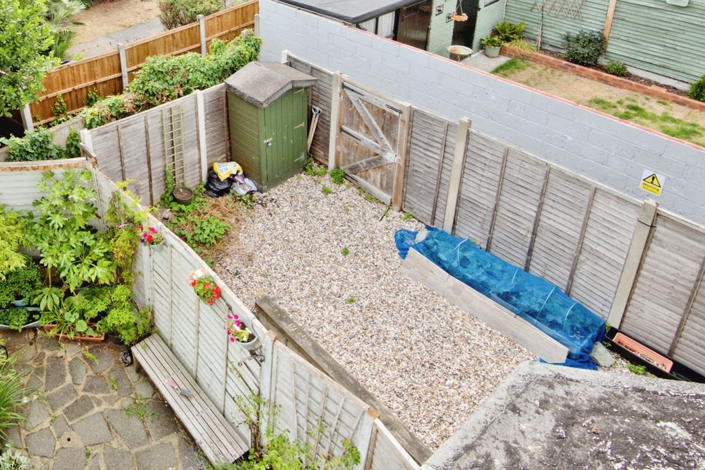 Property photo 3 of 15 Photo