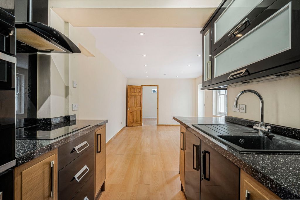 Property photo 3 of 13 Kitchen