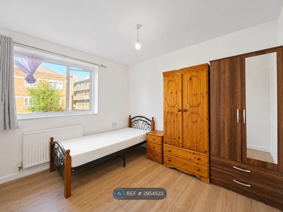 Property photo 2 of 8