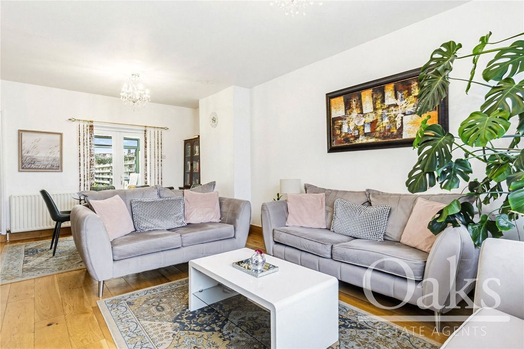 Property photo 2 of 12 Picture No. 04