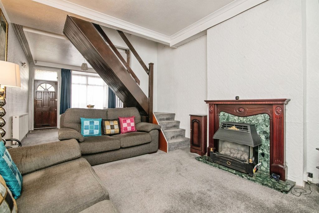 Property photo 3 of 19