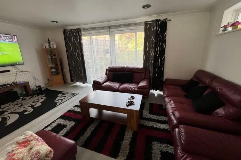 Property photo 3 of 13 Photo 13