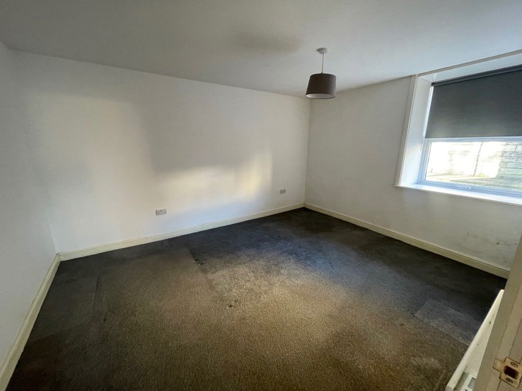Property photo 3 of 3
