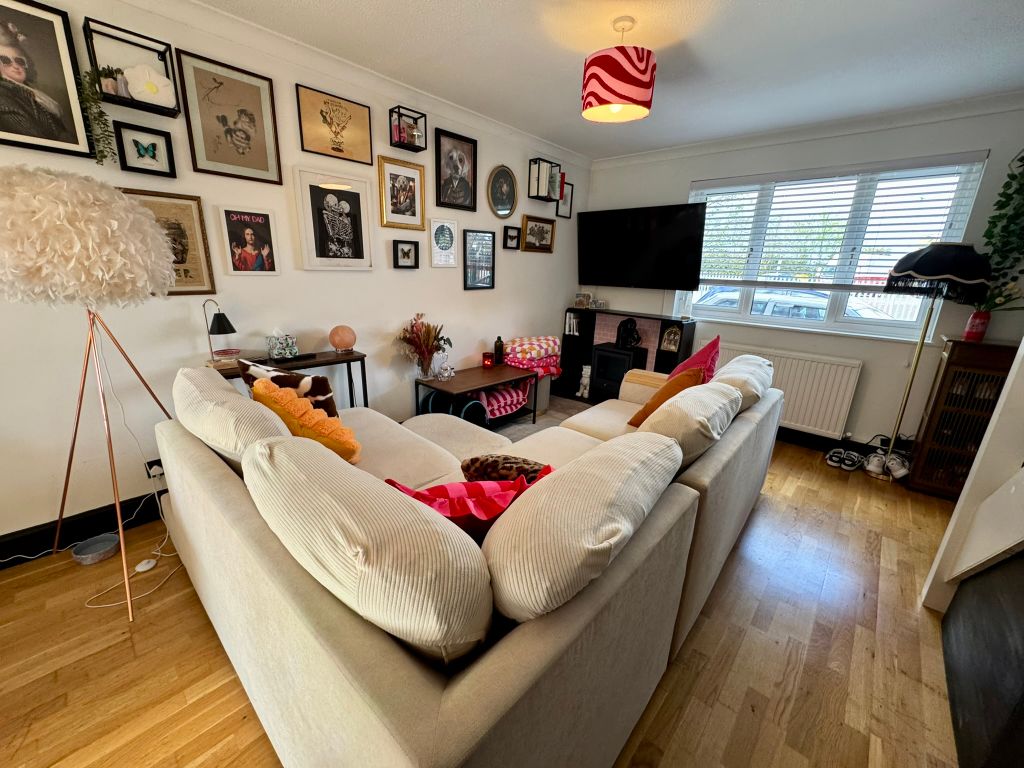 Property photo 2 of 13 Img_0229