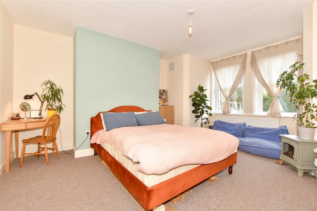 Property photo 1 of 12 Bedroom 1