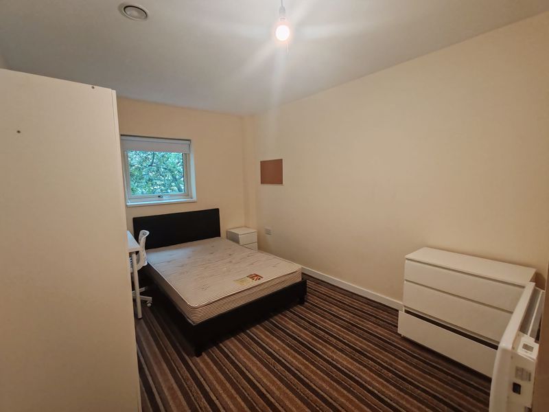 Property photo 3 of 13 Photo 2