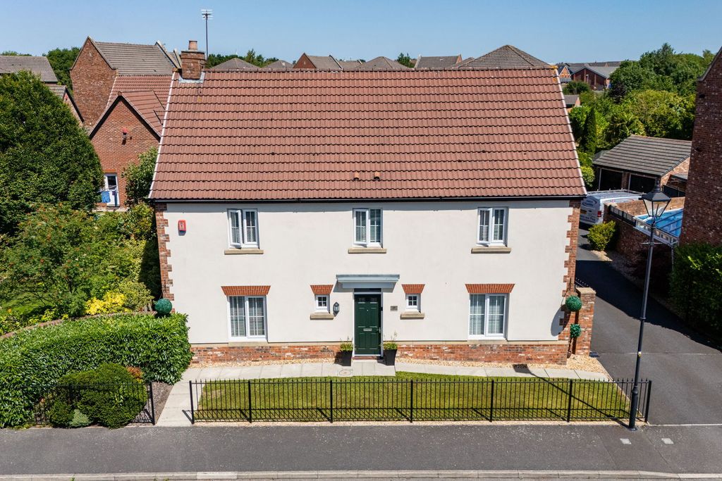 Property photo 1 of 34