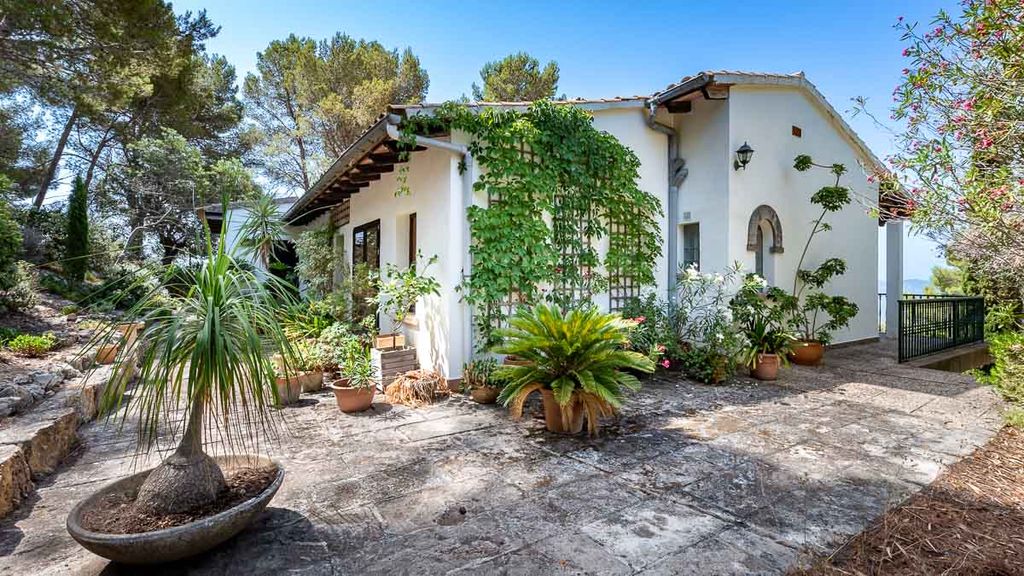 Property photo 3 of 24 021.Jpg