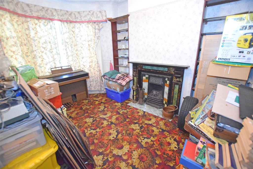 Property photo 2 of 13 Front Room.Jpg