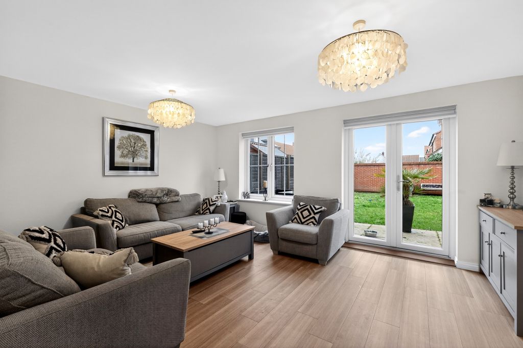 Property photo 2 of 20