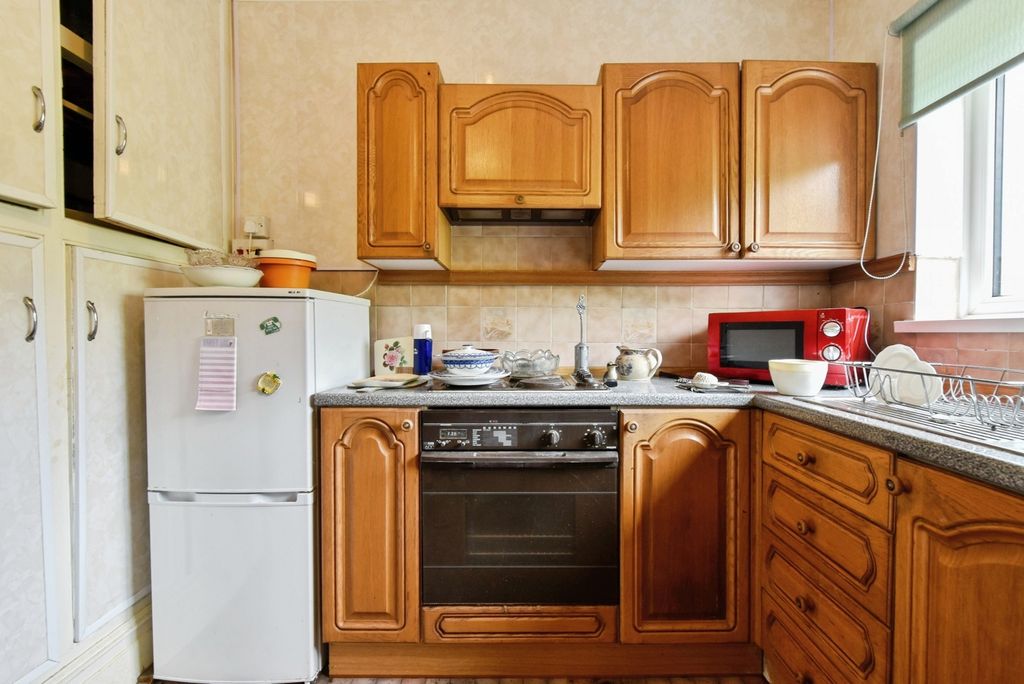 Property photo 3 of 20 Pbox-Img.Jpg