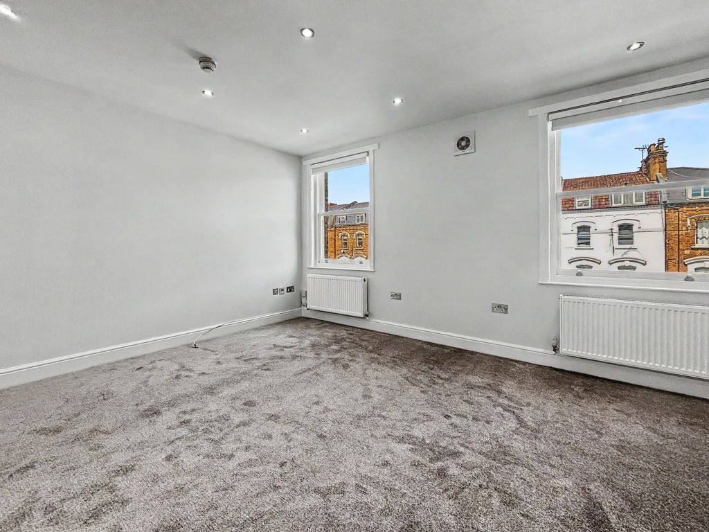 Property photo 2 of 8 2.Jpg