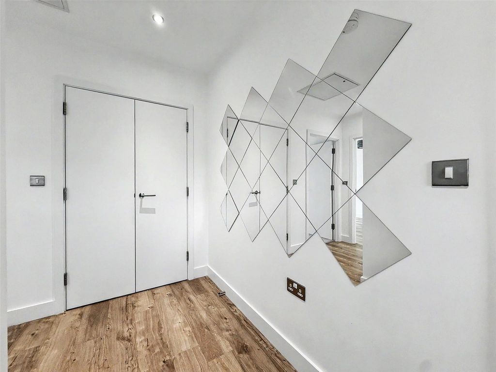 Property photo 2 of 10 Picture No. 07