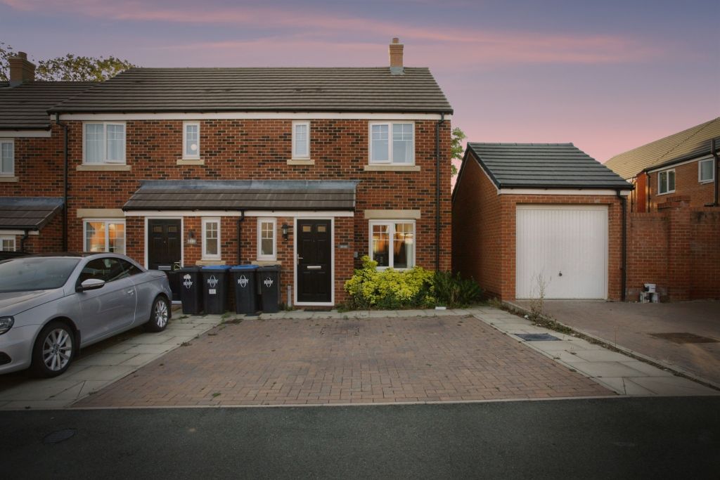 Property photo 1 of 18