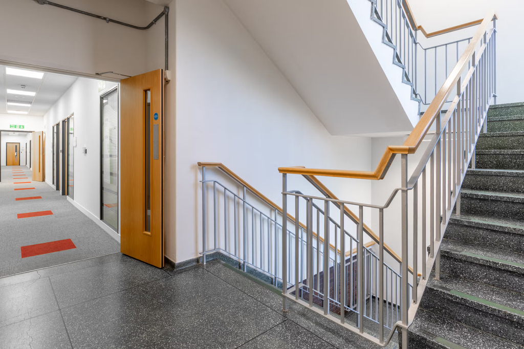 Property photo 2 of 7