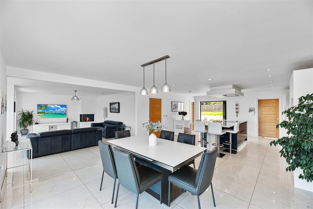 Property photo 2 of 51 Open Plan Living Area