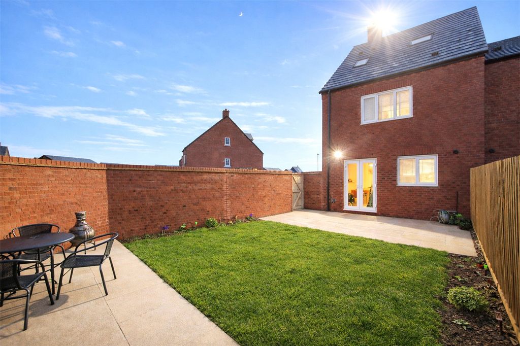 Property photo 3 of 11 Picture No. 16