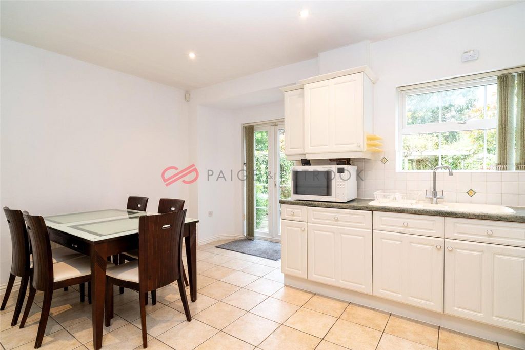 Property photo 3 of 15 Picture No. 14