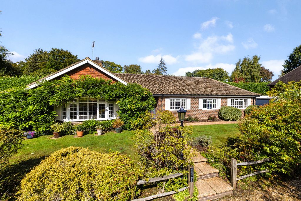 Property photo 1 of 21