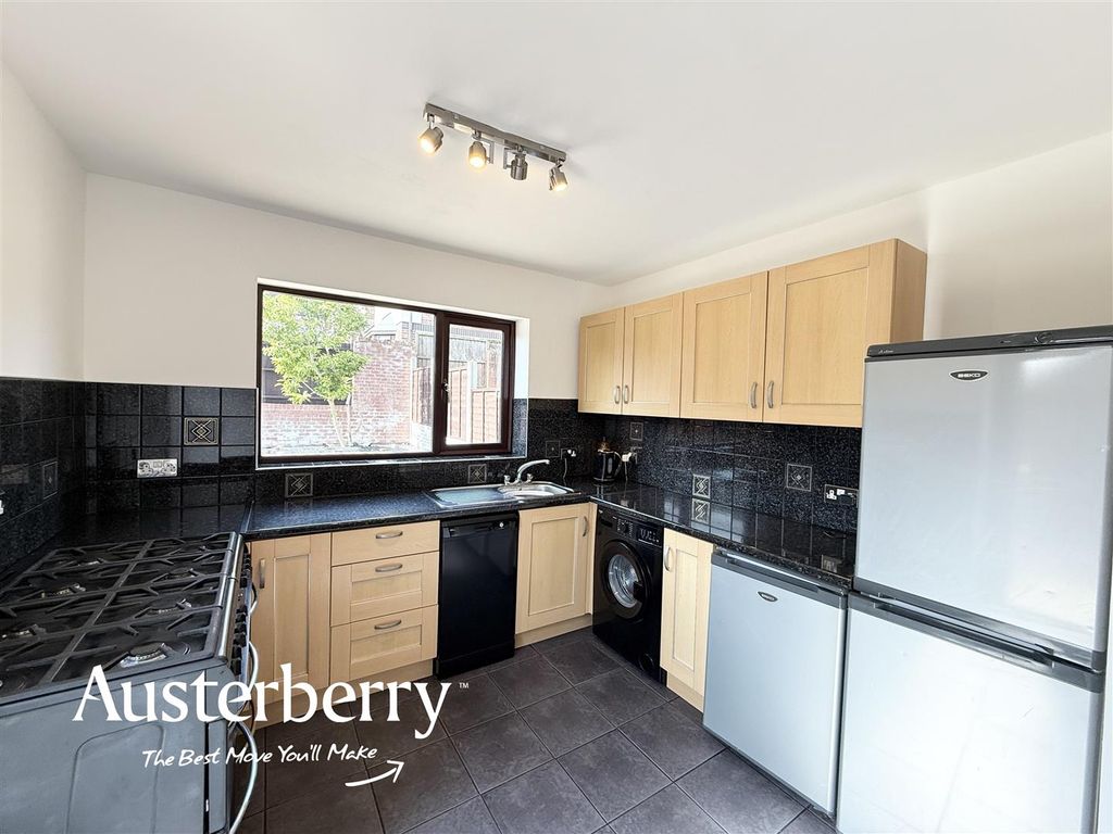 Property photo 3 of 16 Img_0083 2.Jpg