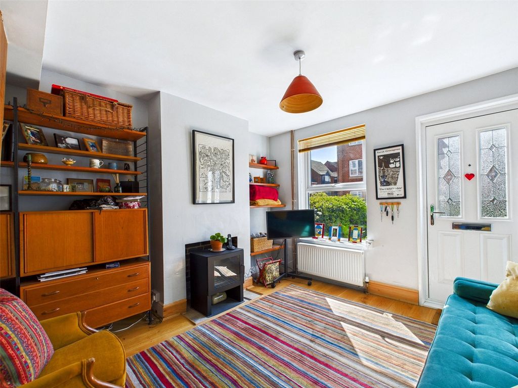 Property photo 1 of 15 1 - Picture No. 23