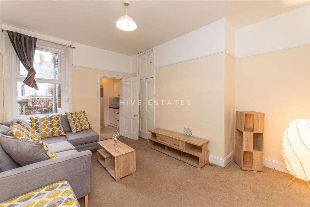 Property photo 3 of 11 W-5551.Jpg