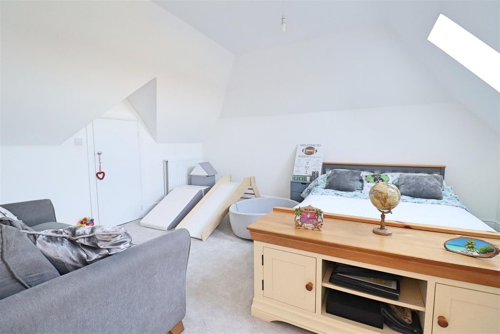 Additional image 32 of 5 bed detached house for saleHome Field Drive, Braintree CM7