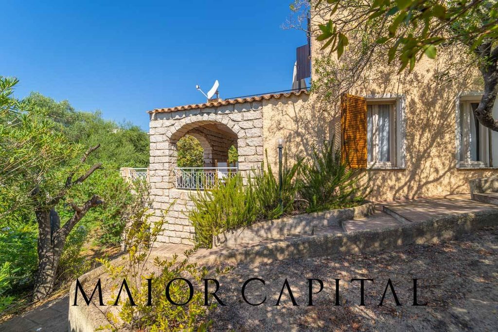 Property photo 2 of 46