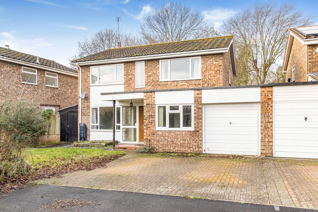 Property photo 1 of 26 2372425