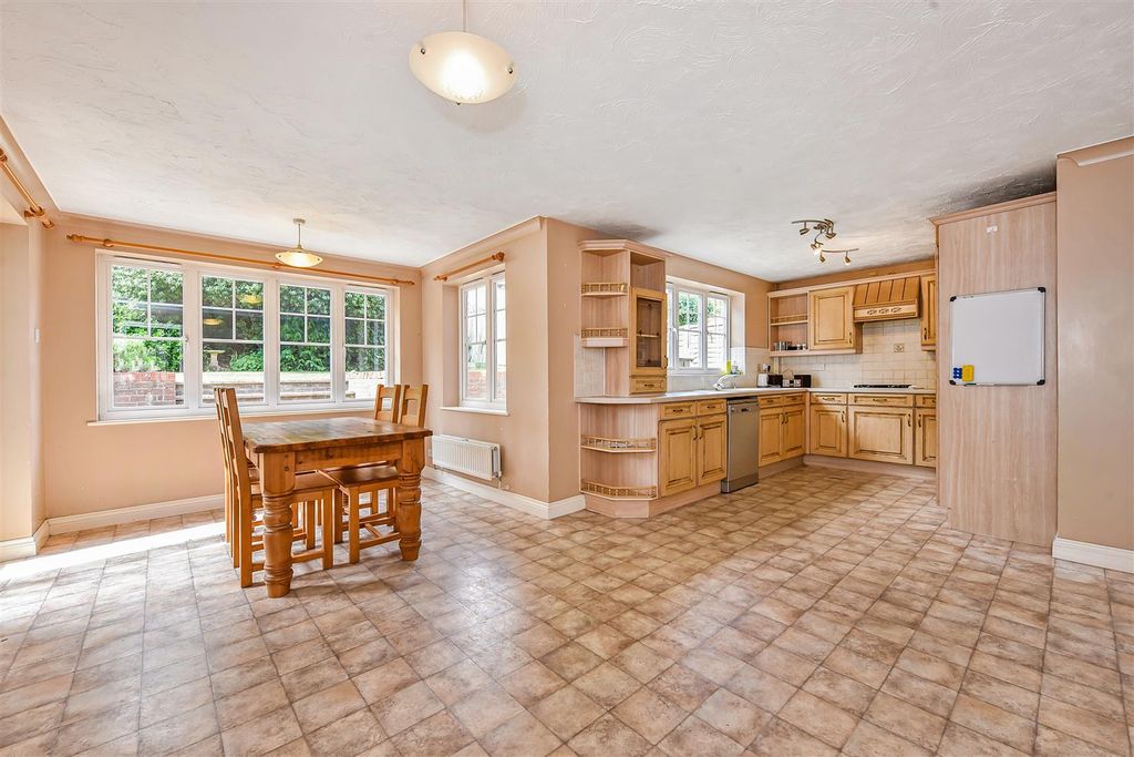 Property photo 3 of 25 Sketch_Ph10_5280363.Jpg