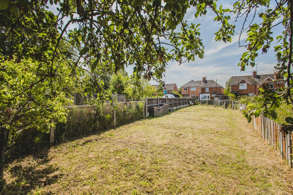 Property photo 2 of 21 4182623