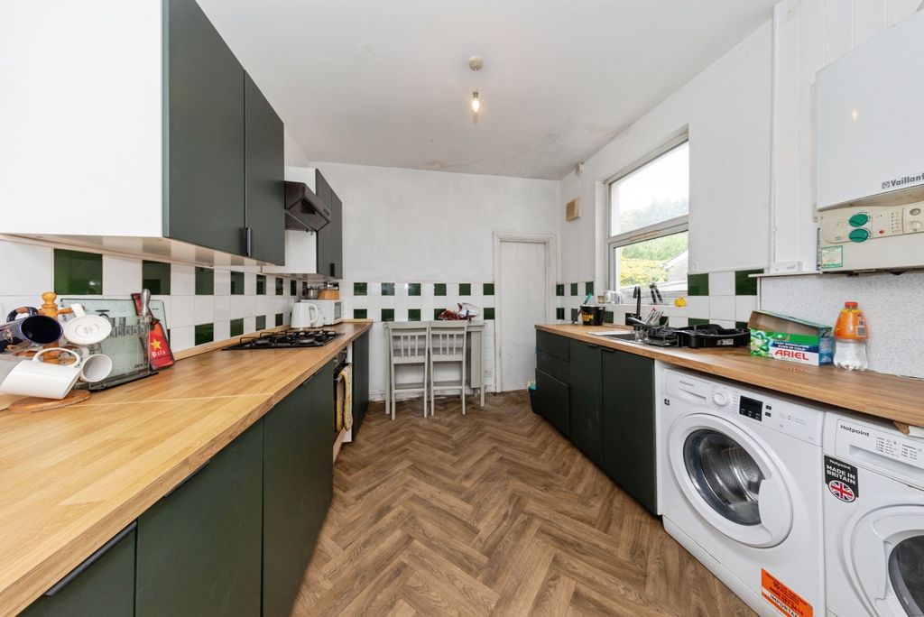 Property photo 2 of 15 Pbox-Img.Jpg