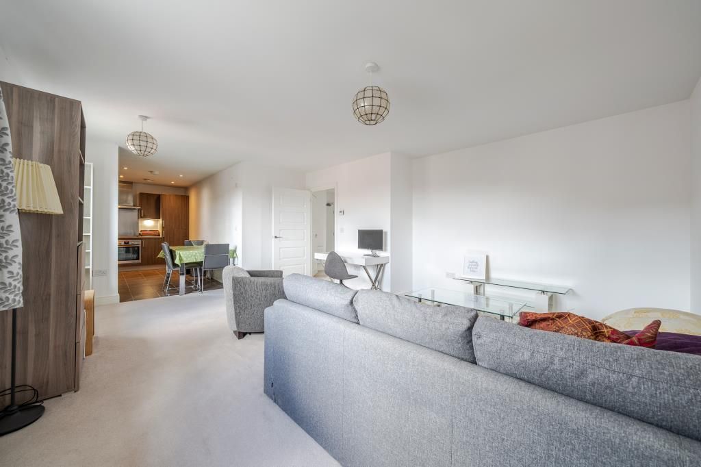 Property photo 3 of 22 Reception