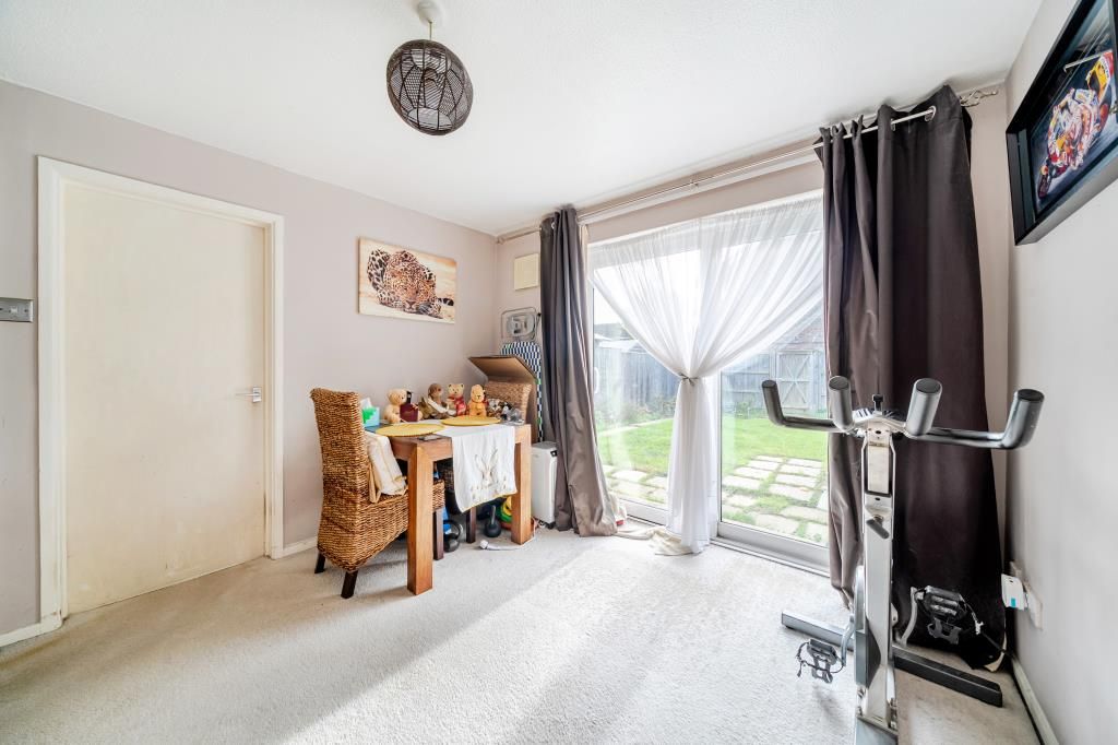 Property photo 3 of 20 Dining Area