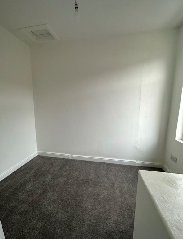 Property photo 3 of 7 Image