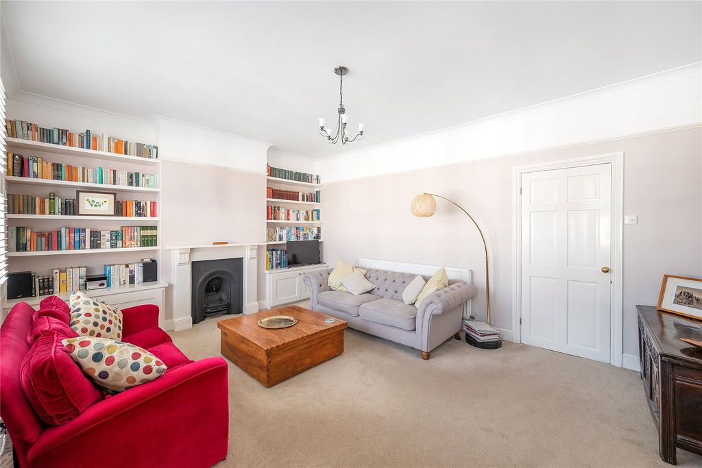 Property photo 2 of 11 Picture No. 31