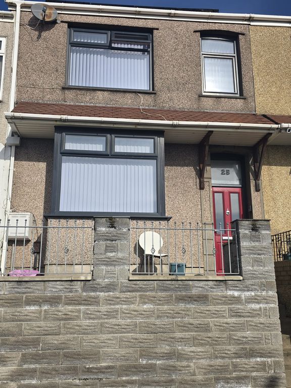 Property photo 1 of 22