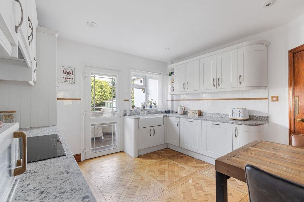 Property photo 3 of 31 12_71771.Jpg