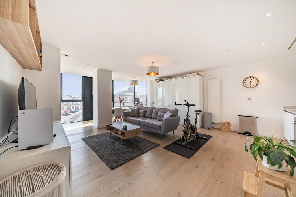 Property photo 3 of 14 Picture No. 03