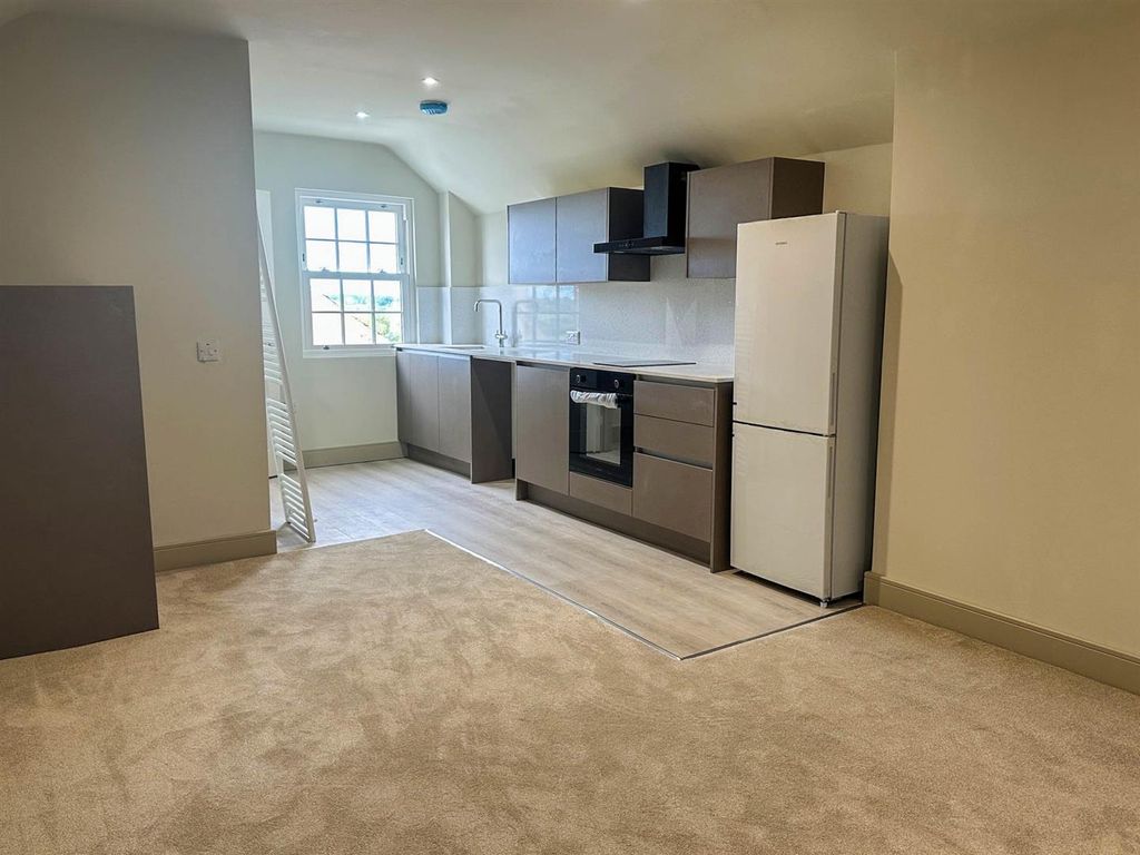 Property photo 2 of 7 Flat 6 A.Jpg
