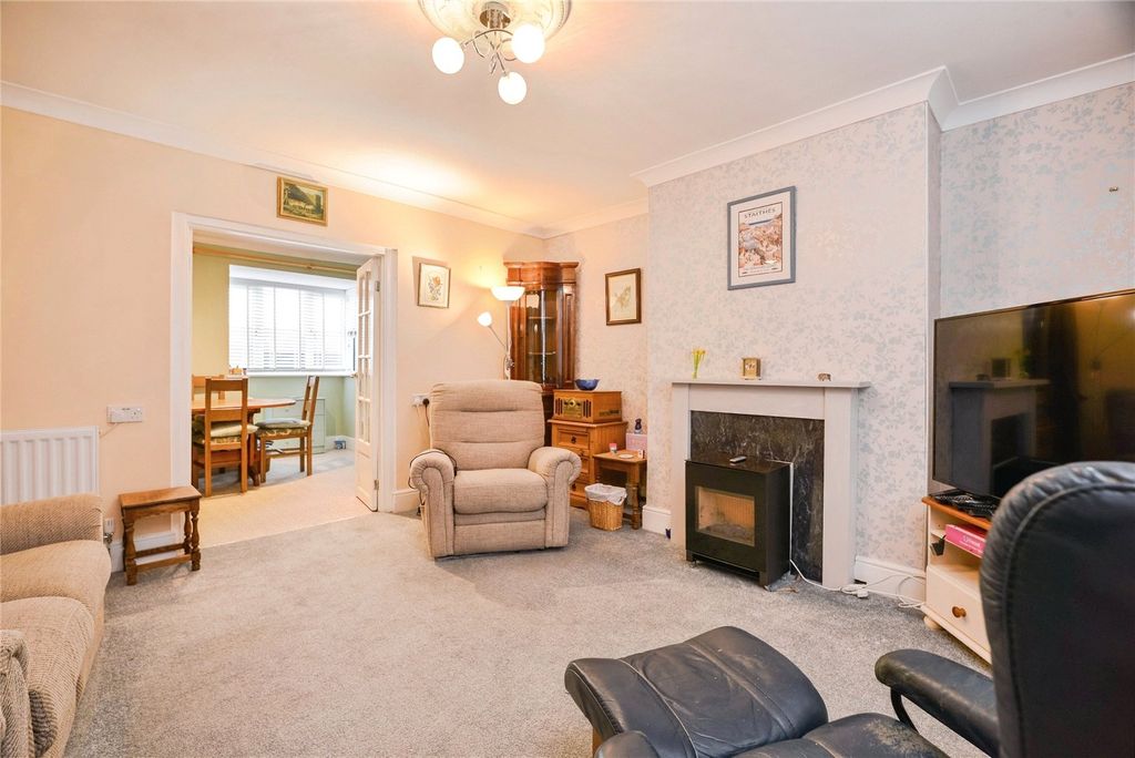 Property photo 2 of 17 Picture No. 06