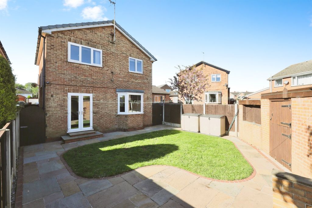 Property photo 3 of 17