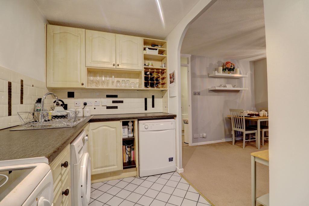 Property photo 2 of 10 Picture No. 07