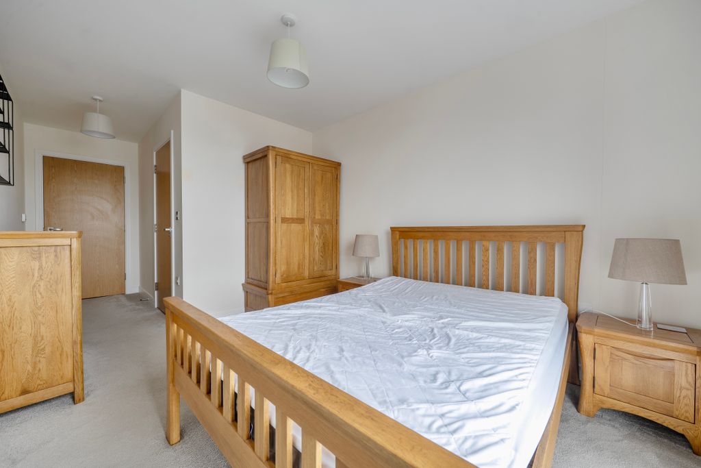 Property photo 3 of 7 Bedroom