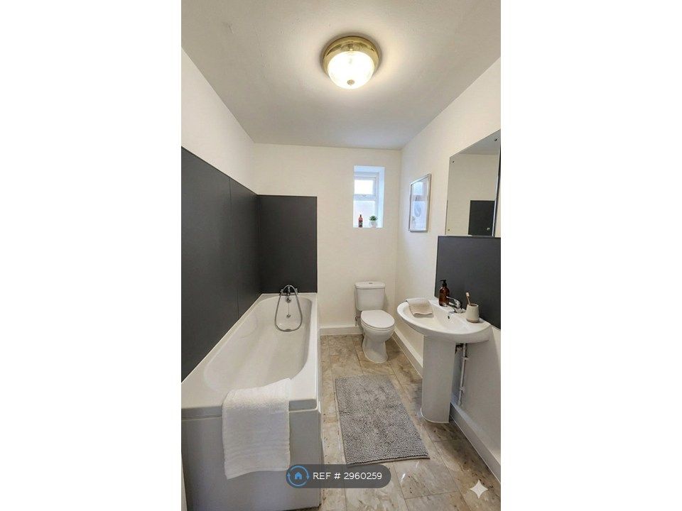 Property photo 2 of 2