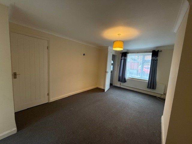 Property photo 2 of 10 Lounge